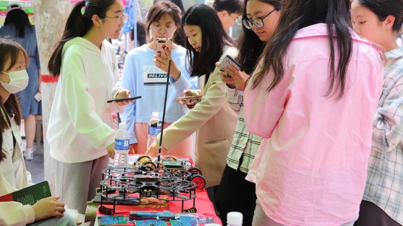 云原生架构入门：从基础概念到实践路线**